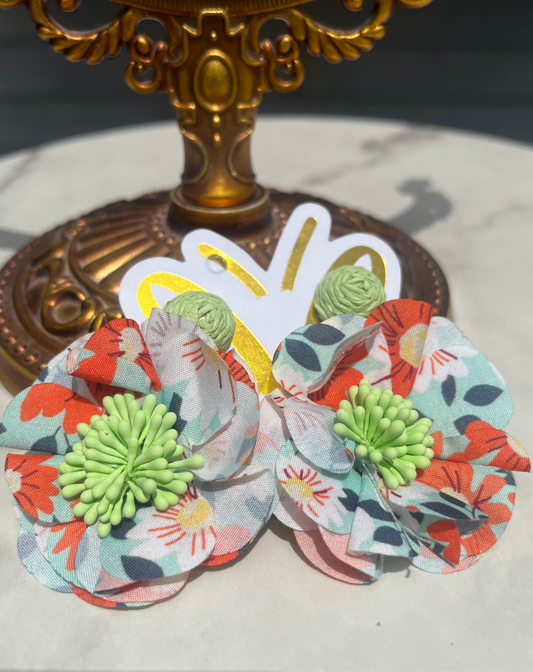 Multi-Colored Flower Green Earrings