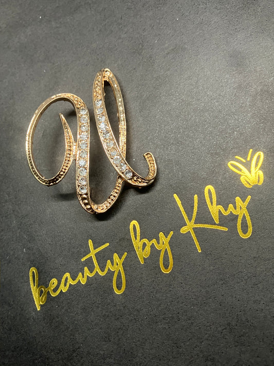 Letter "U" Cursive Brooch