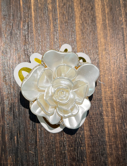 Elegant Flower Brooch
